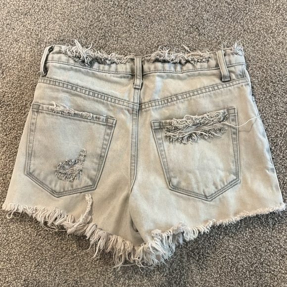 XS Vervet grey wash jean shorts - Picture 2 of 3
